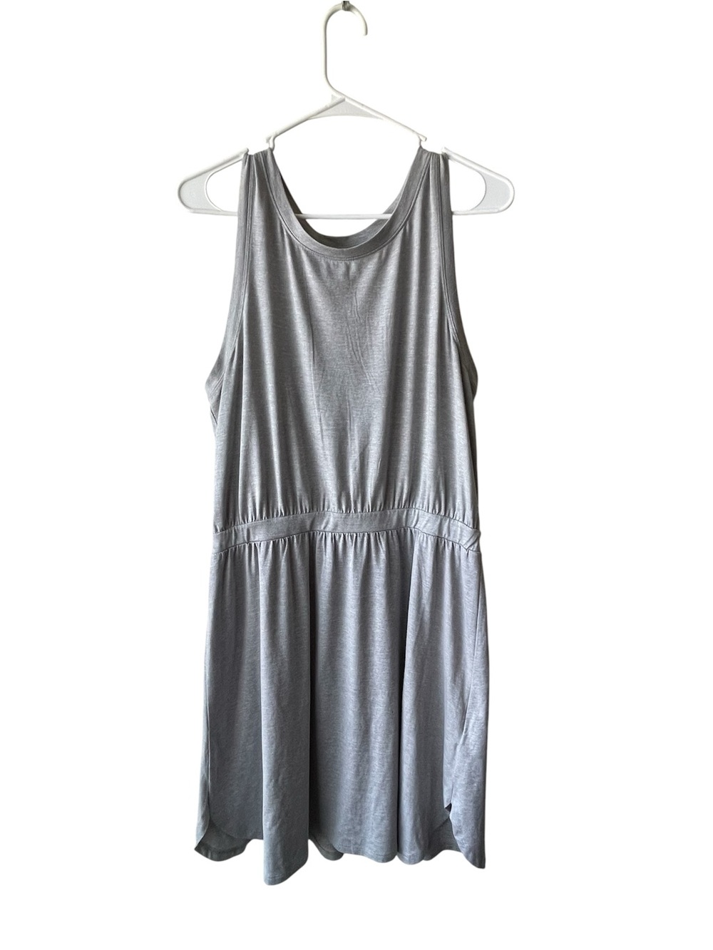 GAP Light Gray Brushed Tech Jersey Tank - Picture 1 of 6